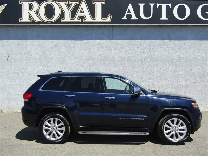 2017 Jeep Grand Cherokee LIMITED,AWD,NAV,TECH PKG,SILVER CERTIFIED - Photo 2 - Haddon Twp, NJ 08107