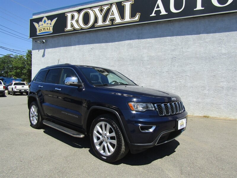 2017 Jeep Grand Cherokee LIMITED,AWD,NAV,TECH PKG,SILVER CERTIFIED   - Photo 1 - Haddon Twp, NJ 08107