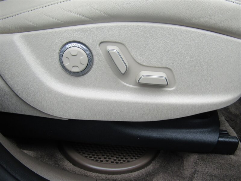 2024 Genesis GV80 ADVANCED,AWD,TECH PKG,SILVER CERTIFIED - Photo 24 - Haddon Twp, NJ 08107