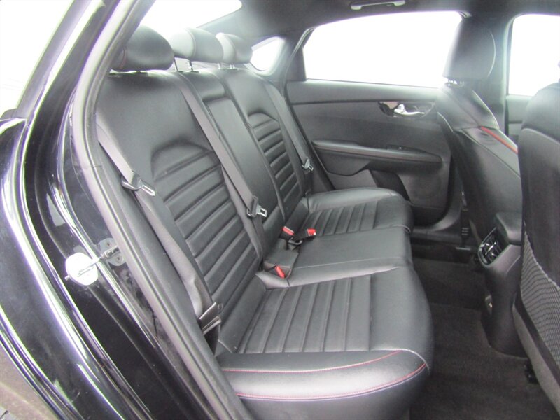 2022 Kia Forte GT2 SPORT,TECH PKG,CONV PKG,RVC,SILVER CERTIFIED - Photo 17 - Haddon Twp, NJ 08107