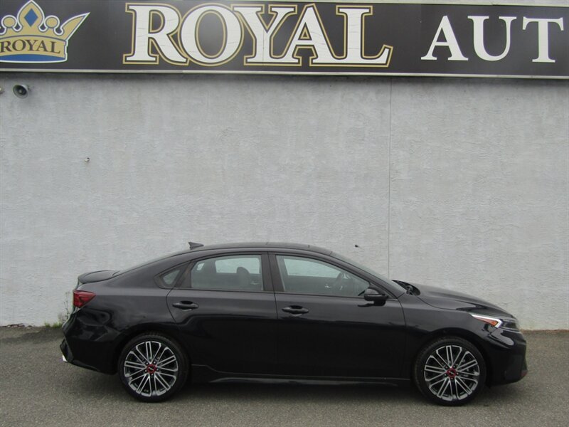 2022 Kia Forte GT2 SPORT,TECH PKG,CONV PKG,RVC,SILVER CERTIFIED - Photo 2 - Haddon Twp, NJ 08107