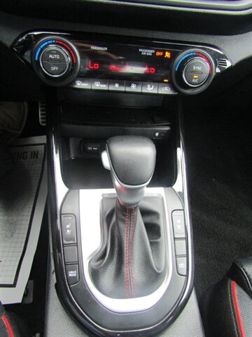 2022 Kia Forte GT2 SPORT,TECH PKG,CONV PKG,RVC,SILVER CERTIFIED - Photo 30 - Haddon Twp, NJ 08107