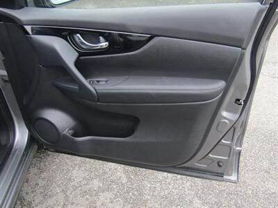 2021 Nissan Rogue SV,AWD,CONV PKG,RVC,PWR PKG,SILVER CERTIFIED - Photo 17 - Haddon Twp, NJ 08107