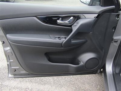 2021 Nissan Rogue SV,AWD,CONV PKG,RVC,PWR PKG,SILVER CERTIFIED - Photo 9 - Haddon Twp, NJ 08107