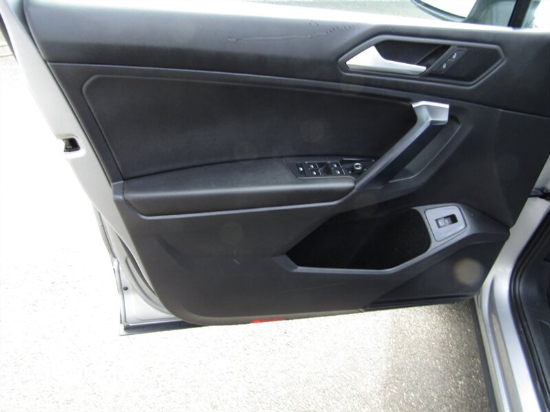 2021 Volkswagen Tiguan 2.0T SEL 4Motion - Photo 34 - Haddon Twp, NJ 08107