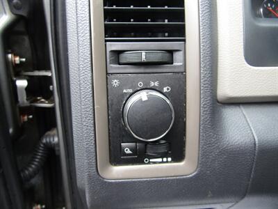 2012 RAM 2500 ST,4X4,CONV PKG,RVC,SILVER CERTIFIED   - Photo 33 - Haddon Twp, NJ 08107