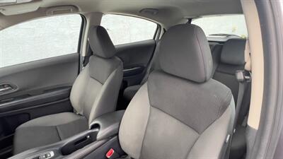 2022 Honda HR-V LX,CONV PKG,TECH PKG,RVC, SILVER CERTIFIED - Photo 13 - Haddon Twp, NJ 08107