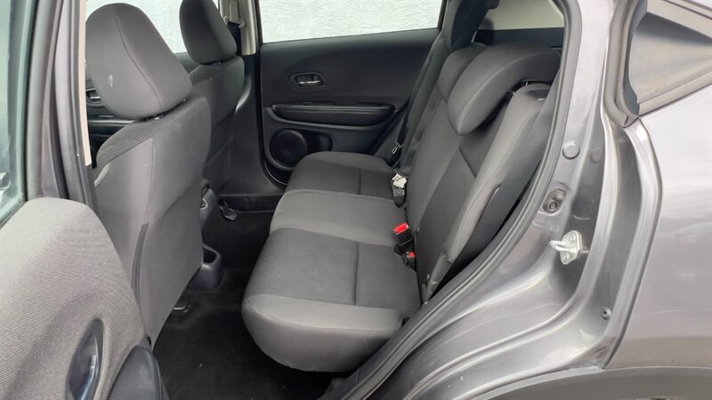 2022 Honda HR-V LX,CONV PKG,TECH PKG,RVC, SILVER CERTIFIED - Photo 14 - Haddon Twp, NJ 08107