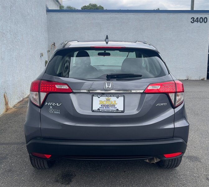 2022 Honda HR-V LX,CONV PKG,TECH PKG,RVC, SILVER CERTIFIED - Photo 8 - Haddon Twp, NJ 08107