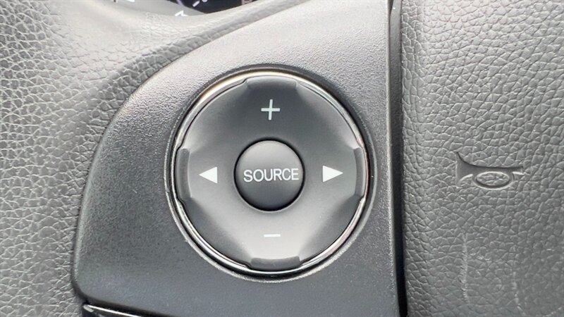 2022 Honda HR-V LX,CONV PKG,TECH PKG,RVC, SILVER CERTIFIED - Photo 22 - Haddon Twp, NJ 08107