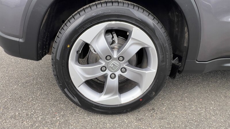 2022 Honda HR-V LX,CONV PKG,TECH PKG,RVC, SILVER CERTIFIED - Photo 29 - Haddon Twp, NJ 08107