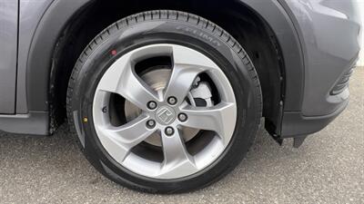 2022 Honda HR-V LX,CONV PKG,TECH PKG,RVC, SILVER CERTIFIED - Photo 30 - Haddon Twp, NJ 08107
