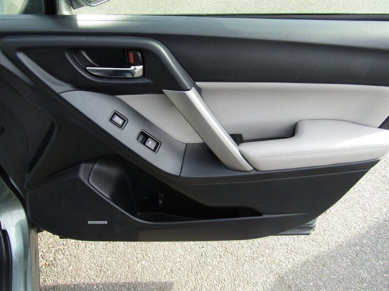 2015 Subaru Forester TOURING,AWD,TECH PKG,NAV,PANO,SILVER CERTIFIED - Photo 26 - Haddon Twp, NJ 08107