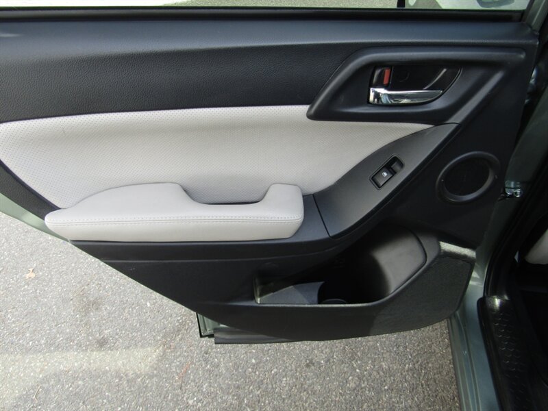 2015 Subaru Forester TOURING,AWD,TECH PKG,NAV,PANO,SILVER CERTIFIED - Photo 18 - Haddon Twp, NJ 08107