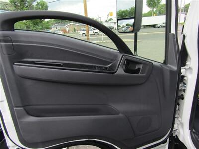 2026 Isuzu NPR BX16   - Photo 11 - Haddon Twp, NJ 08107