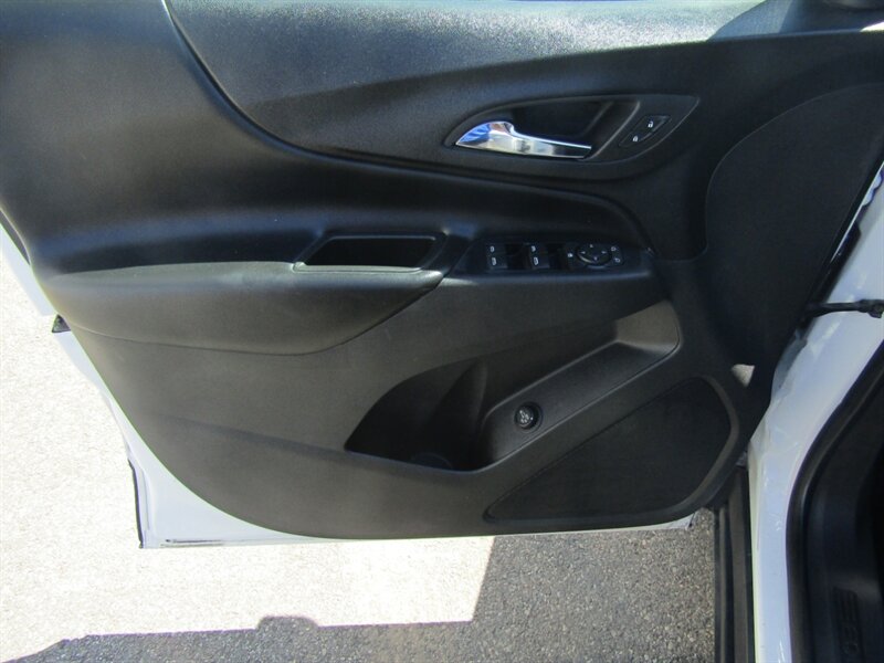 2020 Chevrolet Equinox LT - Photo 10 - Haddon Twp, NJ 08107