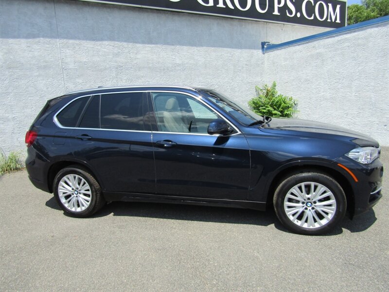 2017 BMW X5 xDrive35i - Photo 8 - Haddon Twp, NJ 08107