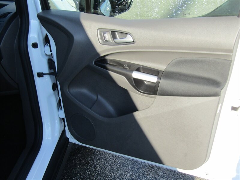 2021 Ford Transit Connect XLT,CONV PKG,RVC,SILVER CERTIFIED - Photo 17 - Haddon Twp, NJ 08107