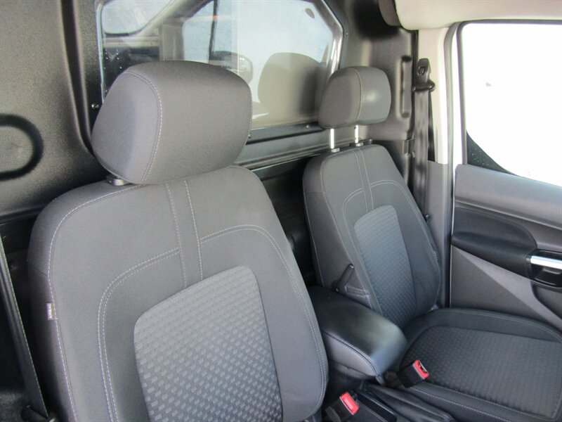 2021 Ford Transit Connect XLT,CONV PKG,RVC,SILVER CERTIFIED - Photo 16 - Haddon Twp, NJ 08107