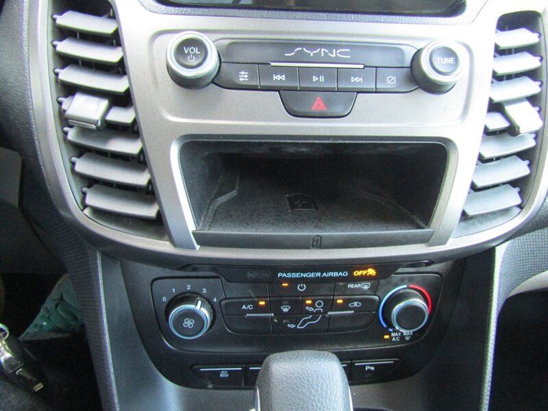 2021 Ford Transit Connect XLT,CONV PKG,RVC,SILVER CERTIFIED - Photo 25 - Haddon Twp, NJ 08107