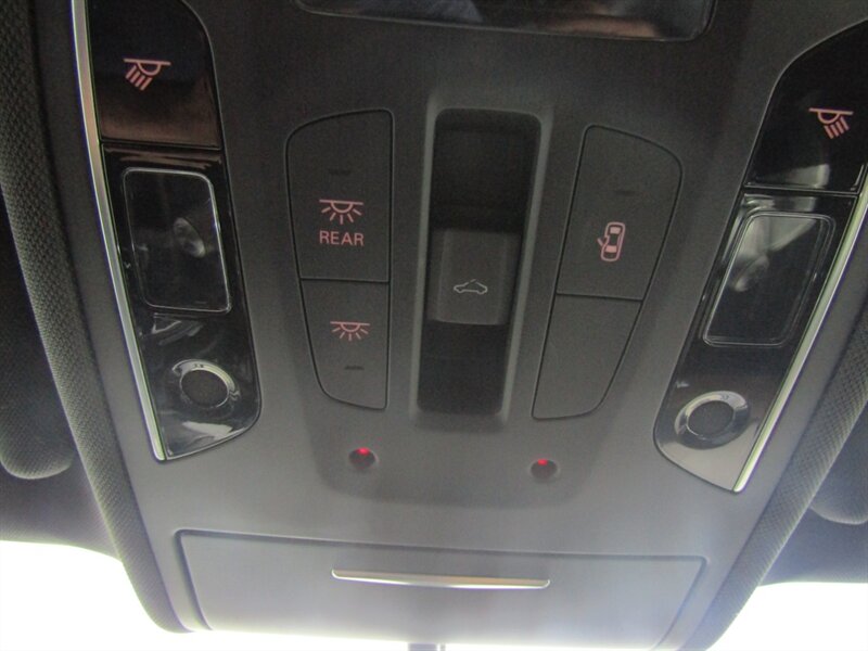2014 Audi RS7 AWD,SPORT OKG,NAV,CONV PKG,RVC,SILVER CERTIFIED - Photo 32 - Haddon Twp, NJ 08107