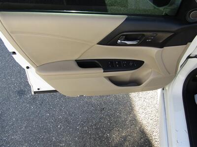 2015 Honda Accord TOURING,NAV,DR ASST. PKG,CONV PKG,SILVER CERTIFIED   - Photo 35 - Haddon Twp, NJ 08107