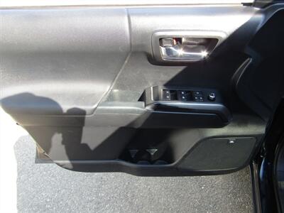 2018 Toyota Tacoma TRD SPORT.4X4,LEATHER,SUNROOF,SILVER CERTIFIED   - Photo 11 - Haddon Twp, NJ 08107