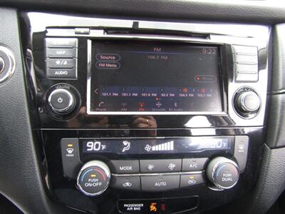 2018 Nissan Rogue AWD,TOURING,NAV,PANO,TECH PKG,RVC,SILVER CERTIFIED - Photo 32 - Haddon Twp, NJ 08107