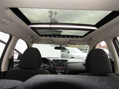 2018 Nissan Rogue AWD,TOURING,NAV,PANO,TECH PKG,RVC,SILVER CERTIFIED - Photo 22 - Haddon Twp, NJ 08107