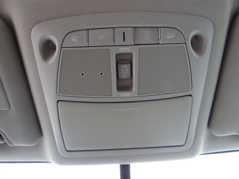 2018 Nissan Rogue AWD,TOURING,NAV,PANO,TECH PKG,RVC,SILVER CERTIFIED - Photo 36 - Haddon Twp, NJ 08107