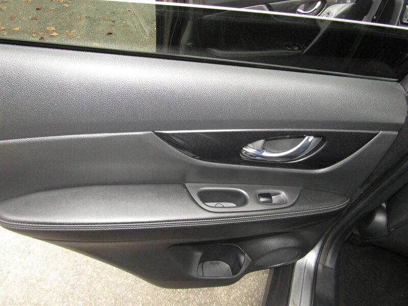 2018 Nissan Rogue AWD,TOURING,NAV,PANO,TECH PKG,RVC,SILVER CERTIFIED - Photo 18 - Haddon Twp, NJ 08107