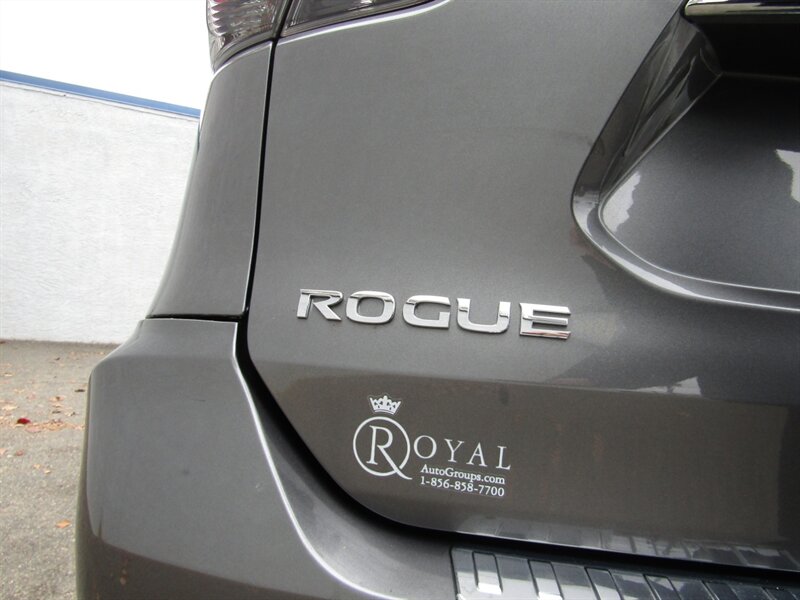 2018 Nissan Rogue AWD,TOURING,NAV,PANO,TECH PKG,RVC,SILVER CERTIFIED - Photo 11 - Haddon Twp, NJ 08107