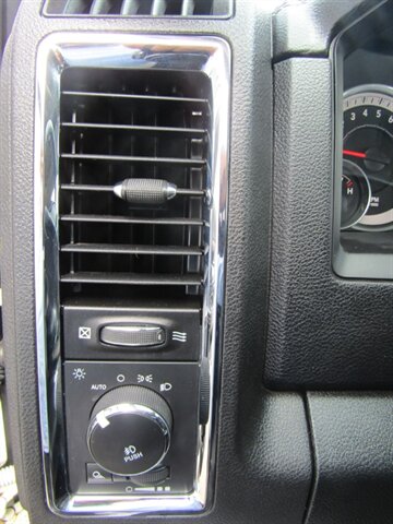 2017 RAM 1500 Laramie - Photo 19 - Haddon Twp, NJ 08107