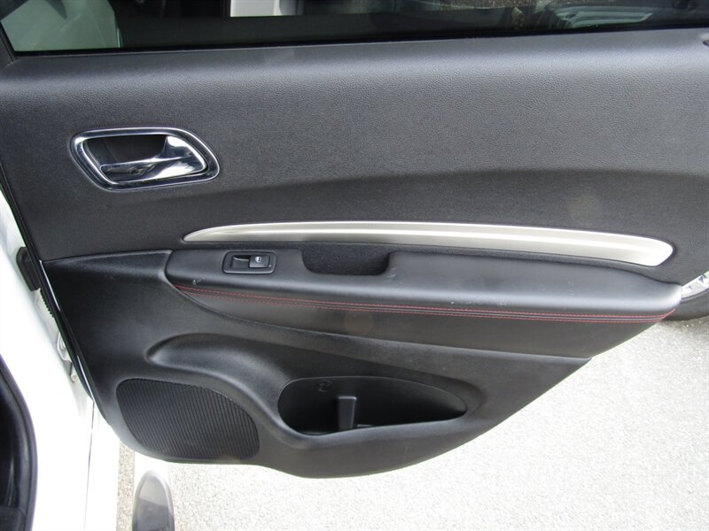 2015 Dodge Durango R/T - Photo 21 - Haddon Twp, NJ 08107
