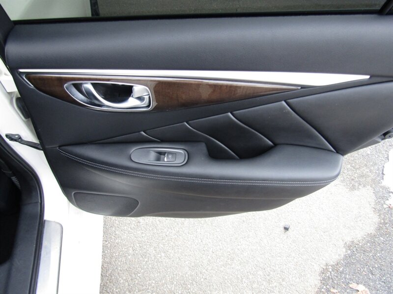 2017 INFINITI Q50 SPORT,AWD .TECH PKG,RVC,CONV PKG,SILVER CERTIFIED - Photo 20 - Haddon Twp, NJ 08107