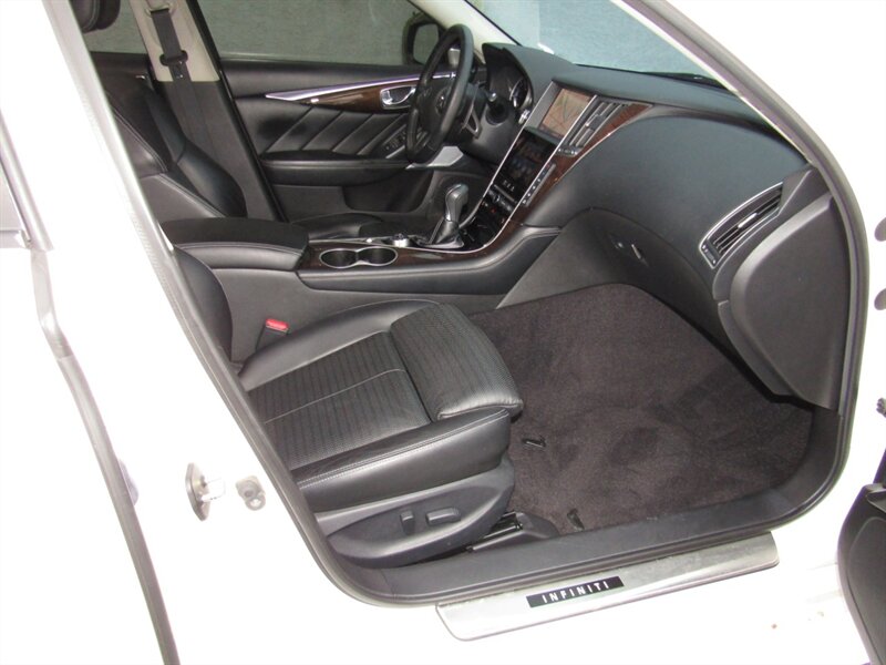 2017 INFINITI Q50 SPORT,AWD .TECH PKG,RVC,CONV PKG,SILVER CERTIFIED - Photo 23 - Haddon Twp, NJ 08107