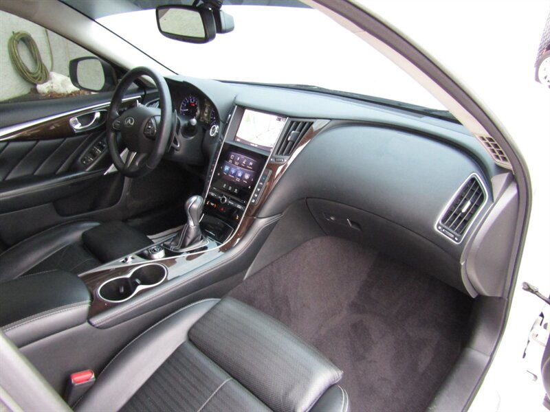 2017 INFINITI Q50 SPORT,AWD .TECH PKG,RVC,CONV PKG,SILVER CERTIFIED - Photo 21 - Haddon Twp, NJ 08107