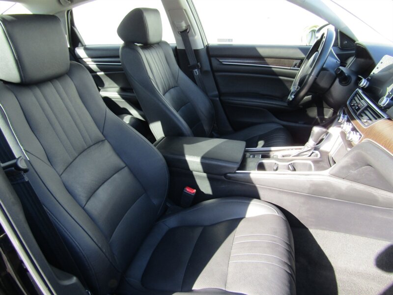 2019 Honda Accord EX-L,TECH PKG,COMFORT PKG,RVC,SILVER CERTIFIED - Photo 21 - Haddon Twp, NJ 08107