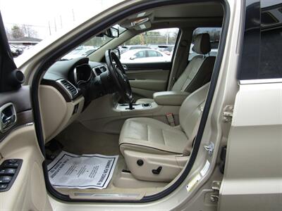 2014 Jeep Grand Cherokee OVERLAND,AWD,CONV PKG,PANO,SILVER CERTIFIED   - Photo 13 - Haddon Twp, NJ 08107