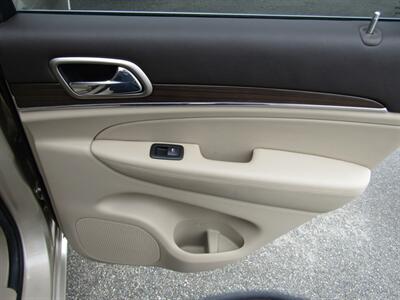 2014 Jeep Grand Cherokee OVERLAND,AWD,CONV PKG,PANO,SILVER CERTIFIED   - Photo 20 - Haddon Twp, NJ 08107