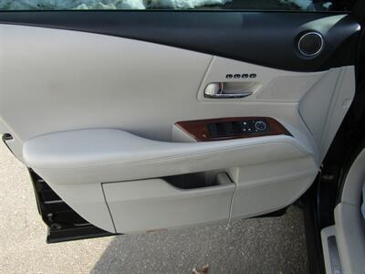 2011 Lexus RX AWD,NAV,PREM PKG,COMFORT PKG,SILVER CERTIFIED - Photo 9 - Haddon Twp, NJ 08107