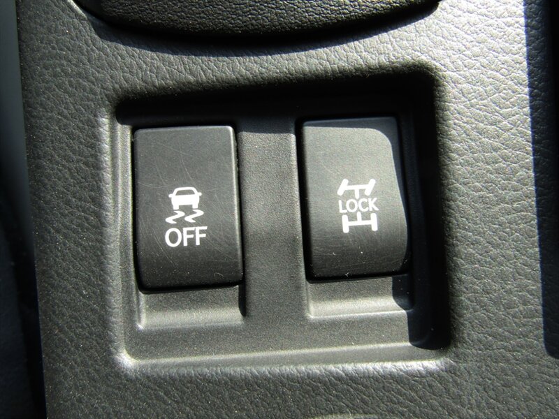 2011 Lexus RX AWD,NAV,PREM PKG,COMFORT PKG,SILVER CERTIFIED - Photo 30 - Haddon Twp, NJ 08107