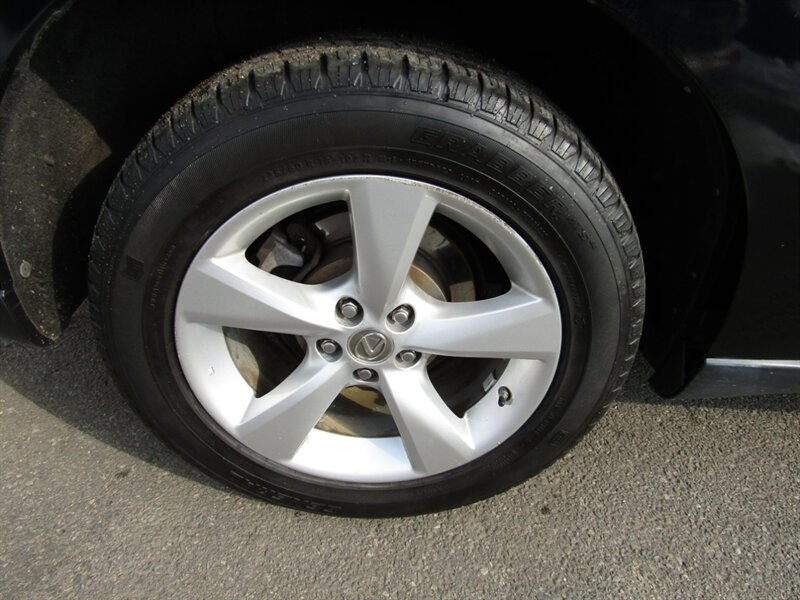 2011 Lexus RX AWD,NAV,PREM PKG,COMFORT PKG,SILVER CERTIFIED - Photo 38 - Haddon Twp, NJ 08107