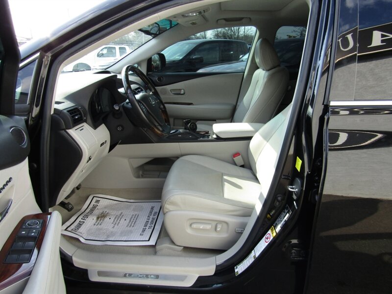 2011 Lexus RX AWD,NAV,PREM PKG,COMFORT PKG,SILVER CERTIFIED - Photo 11 - Haddon Twp, NJ 08107