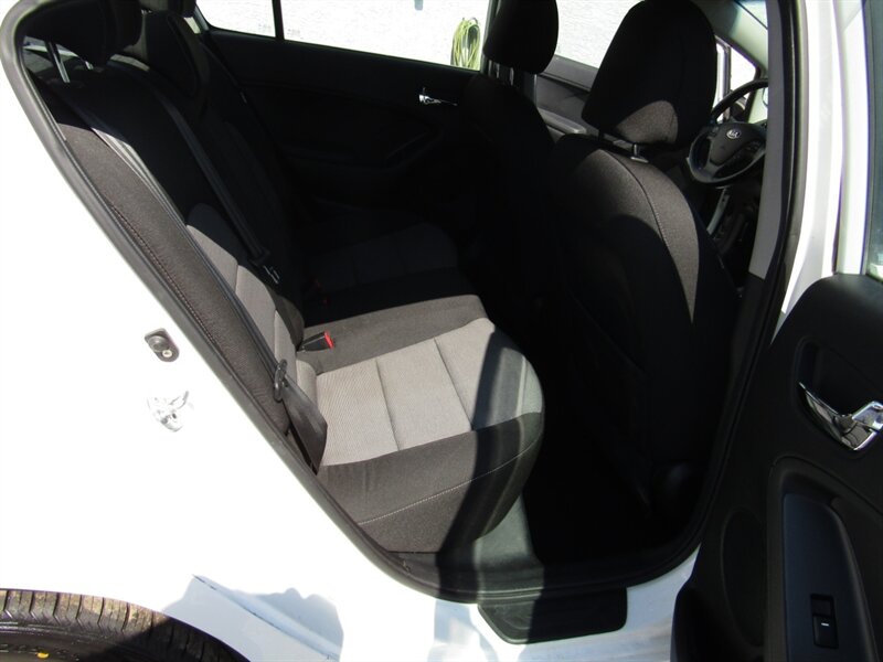 2014 Kia Forte EX,CONV PKG.PWR PKG,SILVER CERTIFIED - Photo 18 - Haddon Twp, NJ 08107