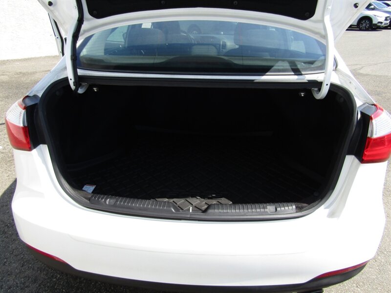 2014 Kia Forte EX,CONV PKG.PWR PKG,SILVER CERTIFIED - Photo 17 - Haddon Twp, NJ 08107