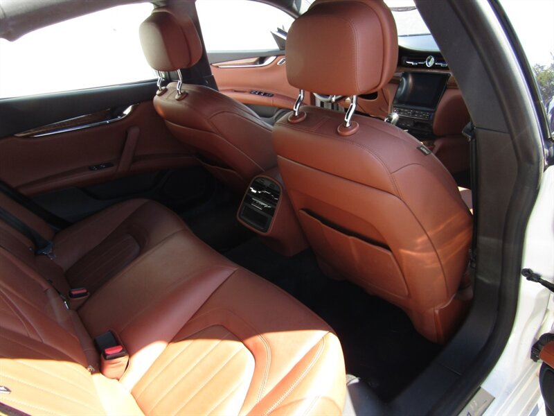 2017 Maserati Quattroporte AWD,NAV,COMFORT PKG,RVC,SILVER CERTIFIED - Photo 43 - Haddon Twp, NJ 08107