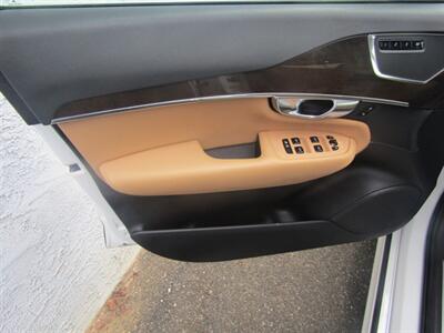 2017 Volvo XC90 T6 AWD,DR.ASST PKG,TECH PKG,RVC,SILVER CERTIFIED   - Photo 9 - Haddon Twp, NJ 08107
