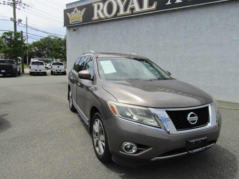2013 Nissan Pathfinder AWD,NAV,PLATINUM TECH PKG,RVC,SILVER CERTIFIED  