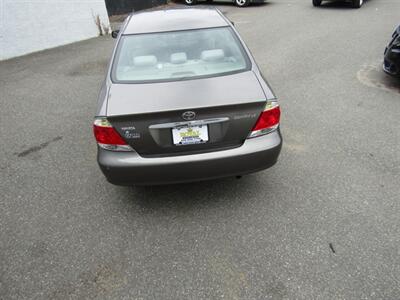 2005 Toyota Camry CONV PKG,PWR PKG,SILVER CERTIFIED   - Photo 27 - Haddon Twp, NJ 08107